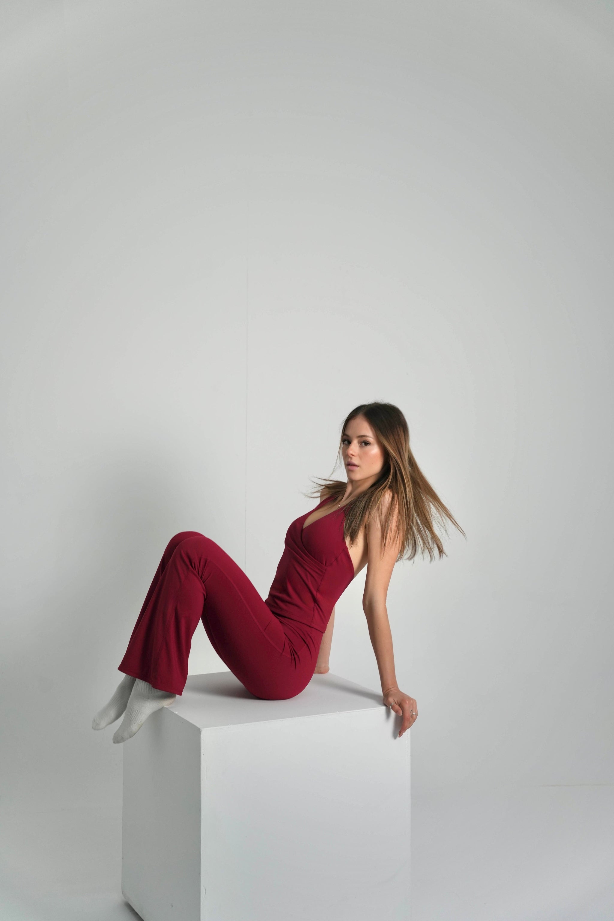 ropa deportiva mujer color rojo granate vino yoga pilates